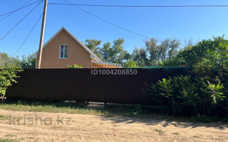 Дача · 2 комнаты · 100 м² · 7 сот., Садовое общество Яик-1 за 9 млн ₸ в Западно-Казахстанской обл. — фото 10