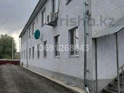 1-бөлмелі пәтер · 30 м² · 1/2 қабат, Шұғыла ш/а., Кенжетаев 6, бағасы: 130 000 ₸ в Алматы, Наурызбайский р-н