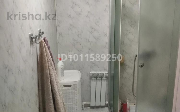 Отдельный дом · 2 комнаты · 70 м² · 8 сот., мкр Михайловка , Новая — Роддом за 14 млн ₸ в Караганде, Казыбек би р-н — фото 11