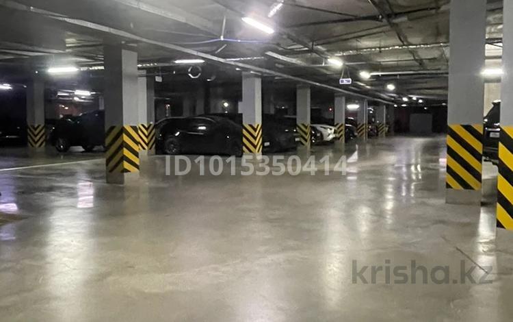 Паркинг · E 899 1/1 1/1 за 15 млн ₸ в Астане, Нура р-н — фото 2