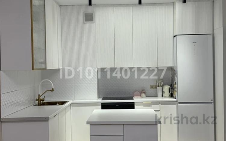 2-бөлмелі пәтер · 43 м² · 4/10 қабат, Райымбека 174/2, бағасы: 44.5 млн ₸ в Алматы, Алмалинский р-н — фото 2