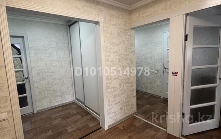 4-комнатная квартира · 90 м² · 2/5 этаж, Ауэзова 8 — Перед Торговым центром, рядом школы, ТД Алишер за 36 млн ₸ в Хромтау — фото 2