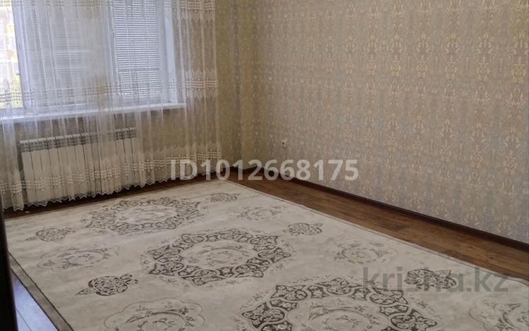 2-бөлмелі пәтер · 65 м² · 3/5 қабат, мкр Нурсая, Нұрсая 106 — АПЕК, НИШ, мектеп, садик, дүкен, бағасы: 180 000 ₸ в Атырау — фото 2