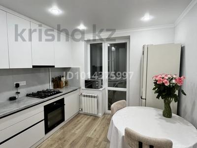 3-бөлмелі пәтер · 70 м² · 2/6 қабат, Қонаев ш/а. 69, бағасы: 31.5 млн ₸ в Уральске, мкр Кунаева