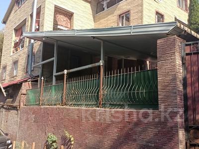 Отдельный дом · 5 комнат · 454 м² · 9.7 сот., Хвойная 447 за 95 млн ₸ в Алматы, Наурызбайский р-н