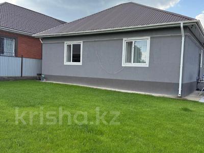 Отдельный дом · 4 комнаты · 179.5 м² · 8.03 сот., Кленовая за 90 млн 〒 в Костанае