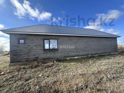 Отдельный дом · 1 комната · 75 м² · 10 сот., Бейбітшілік 31 за 6 млн 〒 в Чапаеве