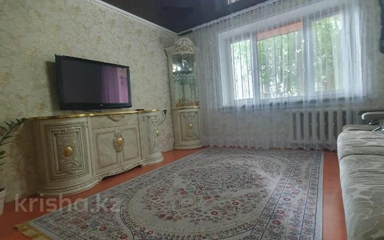 3-комнатная квартира, 67 м², 1/9 этаж, Назарбаева за 19 млн 〒 в Павлодаре — фото 3