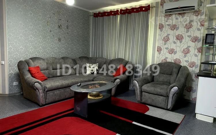 2-комнатная квартира · 61 м² · 1/5 этаж, Мухамеджанова 34 — 15 школы за 200 000 ₸ в Балхаше — фото 3