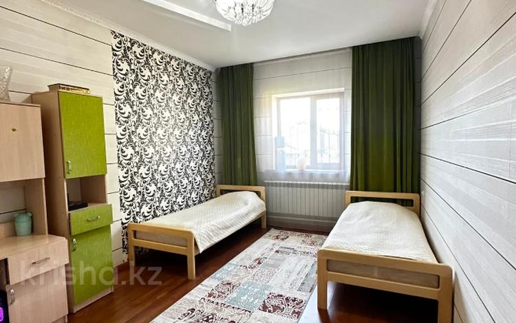 Жеке үй · 4 бөлме · 140 м² · 11 жүзд., Наурыз улица 42, бағасы: 64 млн ₸ в  — фото 17