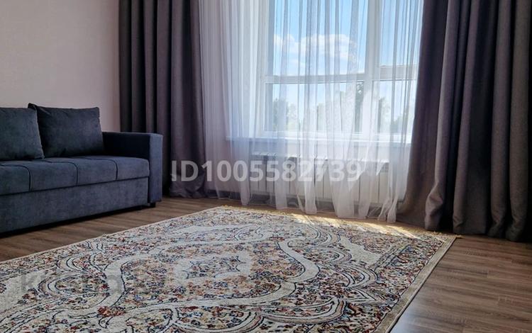 2-комнатная квартира · 65.8 м² · 2/9 этаж, Шамши Калдаяков за 270 000 ₸ в Астане, Сарайшык р-н — фото 2