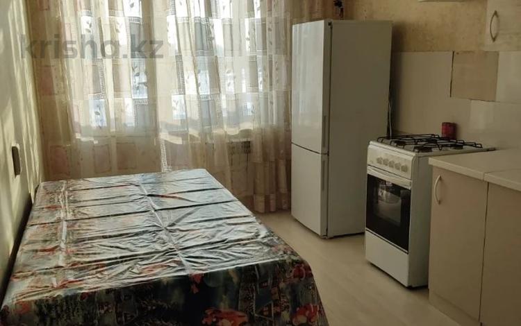 1-комнатная квартира · 42.4 м² · 3/4 этаж, Микрорайон Береке за 18.5 млн ₸ в Костанае — фото 3