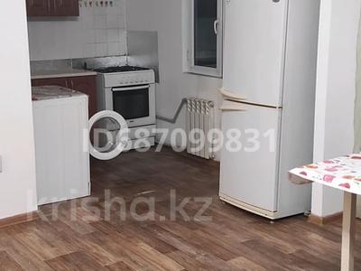 2-комнатная квартира, 46 м², 4/4 этаж помесячно, Беринга 44 за 200 000 〒 в Алматы, Турксибский р-н