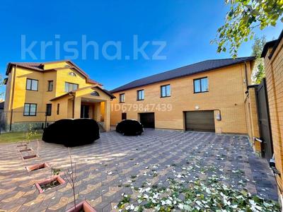 Отдельный дом • 11 комнат • 817.2 м² • 6.78 сот., Абая 107 за 250 млн 〒 в Павлодаре