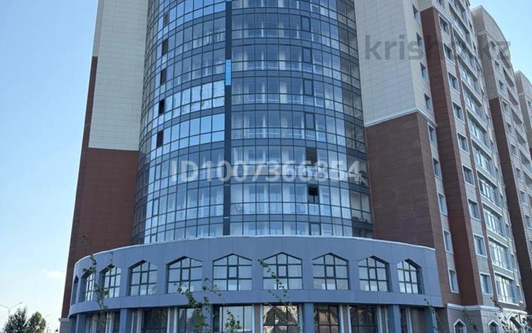 4-комнатная квартира · 176 м² · 6/13 этаж, Мукан Тулебаев 5 за 57 млн 〒 в Астане, Алматы р-н — фото 2