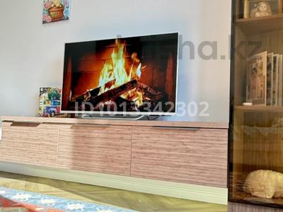 3-комнатная квартира · 56 м² · 3/8 этаж, Гагарина 100 — Абая, рядом метро. Можно в ипотеку! за 57.9 млн ₸ в Алматы, Алмалинский р-н