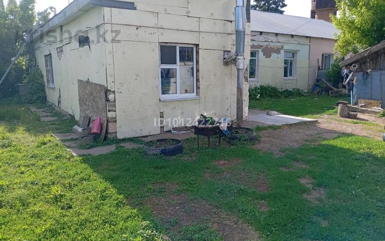 Участок · 6 соток, 22 школа. 1 строительный переулок д 4 КВ 2 за 25 млн ₸ в Уральске — фото 2