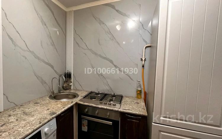 3-комнатная квартира · 60 м² · 5/5 этаж, Кердери 133 — Ихсанова за 20 млн ₸ в Уральске, мкр Школьник — фото 2