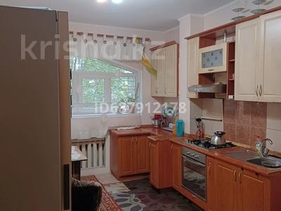 3 комнаты, 90 м², мкр Таугуль-2, Таугуль 2 мкр 7 — Новои за 60 000 〒 в Алматы, Ауэзовский р-н