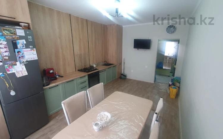 2-комнатная квартира · 67 м² · 6/9 этаж, мкр. Алтын орда за 26 млн ₸ в Актобе — фото 2