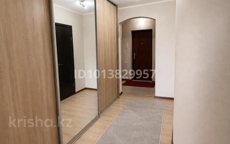 3-комнатная квартира · 102 м² · 8/10 этаж, Набережная за 28 млн ₸ в Актобе — фото 2