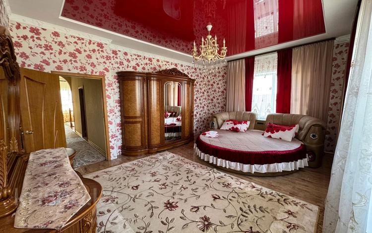 Дом · 6 комнат · 550 м², Василий Бартольда 35 за 100 000 ₸ в Астане, Сарыарка р-н — фото 2