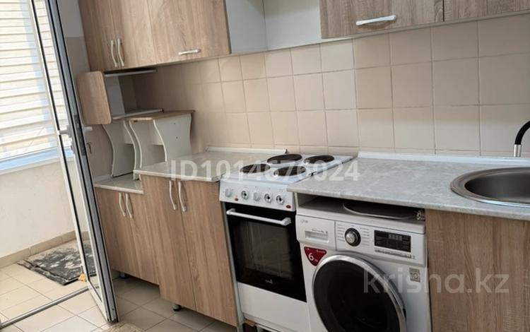 1-комнатная квартира · 38 м² · 9/12 этаж, мкр Нурсат, проспект Нурсултана Назарбаева 146 — На против мечет им.Сейтжанова за 130 000 ₸ в Шымкенте, Каратауский р-н — фото 2