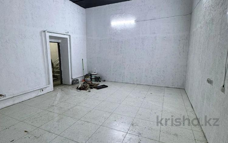 Еркін, кеңселер, дүкендер мен бутиктер, қоймалар · 30 м², бағасы: 9.5 млн 〒 в Астане, Сарайшык р-н — фото 2