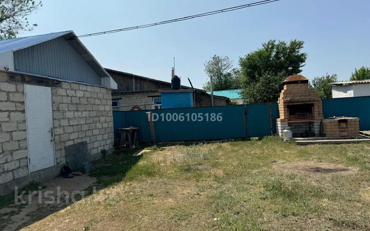 Отдельный дом · 4 комнаты · 138.9 м² · 138.9 сот., Достық 8 — Рядом со школой за 10 млн ₸ в  — фото 2