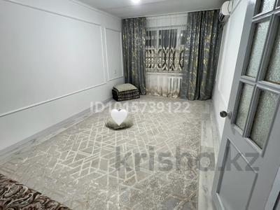 3-комнатная квартира · 64 м² · 1/5 этаж, Адмирал Льва Владимирского — Өрлеу, БИЛ Қыздар мектебі за 250 000 ₸ в Атырау, мкр Авангард-4