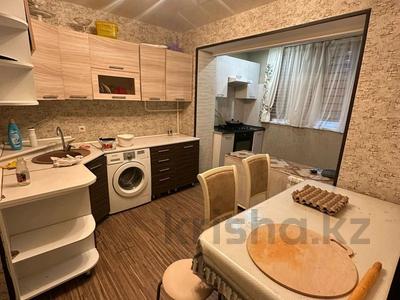 Продажа квартир в Мангистауской обл.: 1-комнатная квартира · 42.4 м² · 5/5 этаж, 27-й мкр 25 за 9 млн 〒 1-комнатная квартира · 42.4 м² · 5/5 этаж, 27-й мкр 25 за 9 млн 〒 в Актау