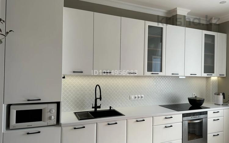3-комнатная квартира · 150 м² · 14/15 этаж, 10-й мкр 1 — Ботанический сад за 63 млн ₸ в Актау — фото 2