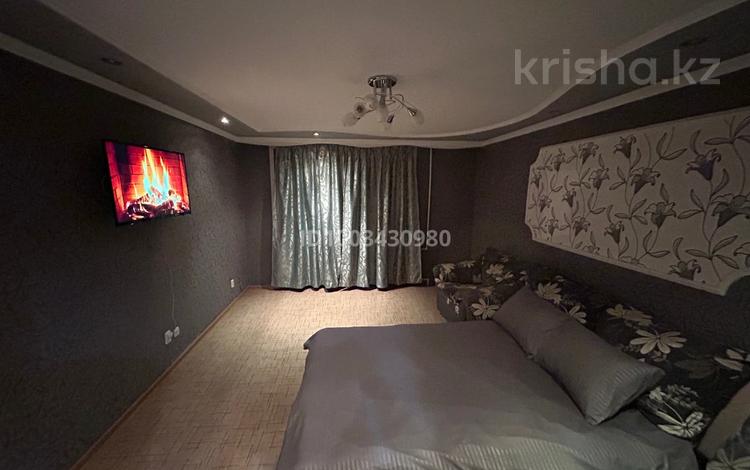 1-комнатная квартира · 41 м² · 4/5 этаж, 68 квартал 6 за 9 000 〒 в Темиртау — фото 2