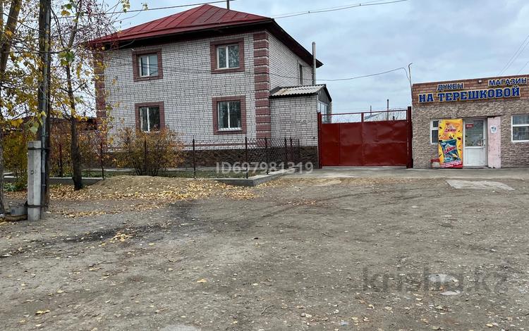Жеке үй · 9 бөлме · 200 м² · 6 сот., Терешкова 88 — Карла либнехта, бағасы: 100 млн 〒 в Семее, Красный Кордон — фото 2