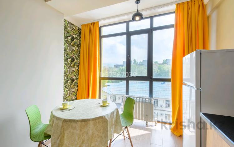 1-комнатная квартира · 37 м² · 5/10 этаж, Бузурбаева 4Б блок 1 за 18 000 ₸ в Алматы — фото 9