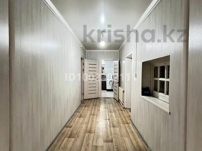 Отдельный дом · 3 комнаты · 1400 м² · 14 сот., Пархоменко 84 за 18.5 млн 〒 в Макинске