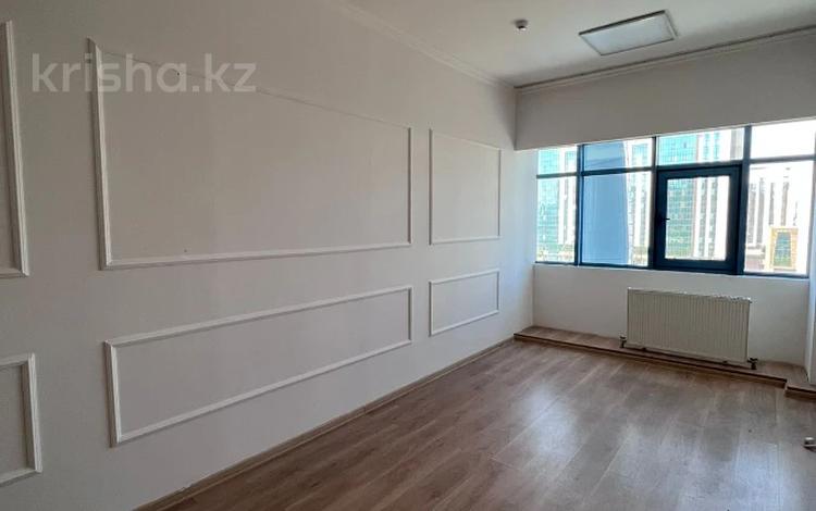 Офисы · 20 м² за 249 990 ₸ в Астане, Есильский р-н — фото 34