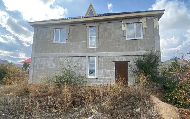 Отдельный дом · 5 комнат · 200 м² · 5 сот., Акжайык за 21 млн 〒 в Уральске — фото 2