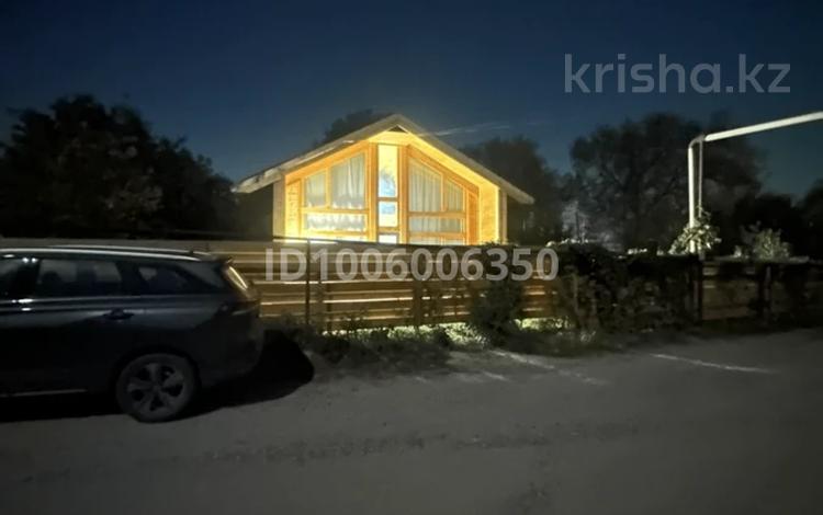 Отдельный дом · 4 комнаты · 110 м² · 12 сот., Садовая 110 — Продолжение жандосова за 65 млн 〒 в Кыргауылдах — фото 2