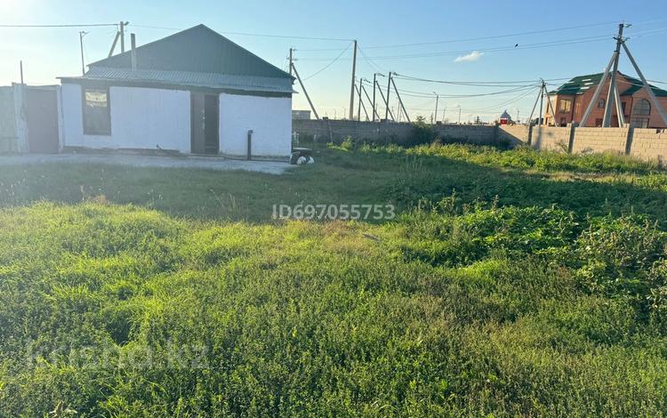 Отдельный дом · 4 комнаты · 80 м² · 10 сот., 2микрорайон 304 — Оралхан Бокеев 65 за 18 млн 〒 в Тайтобе — фото 2