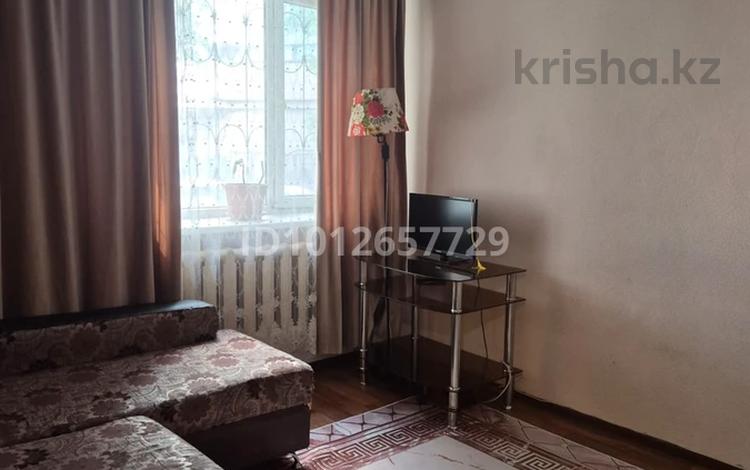1-бөлмелі пәтер · 40 м² · 1/5 қабат, мкр Самал-1 38 — Сквер журналиста, бағасы: 250 000 ₸ в Алматы, Медеуский р-н — фото 2