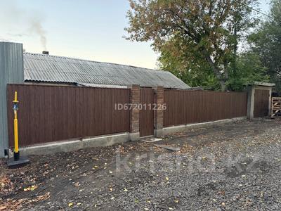 Отдельный дом · 3 комнаты · 64.5 м² · 10 сот., мкр Фёдоровка , Столярная за 12 млн 〒 в Караганде, Казыбек би р-н