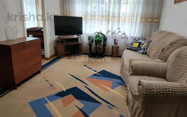 4-комнатная квартира · 63 м² · 3/5 этаж, 4микрорайон 6а — Школы 3 за 14 млн ₸ в Риддере — фото 2