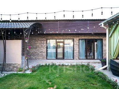 Отдельный дом · 7 комнат · 220 м² · 10 сот., мкр Шапагат 210 — Северо-Восток за 160 млн ₸ в Шымкенте, Каратауский р-н