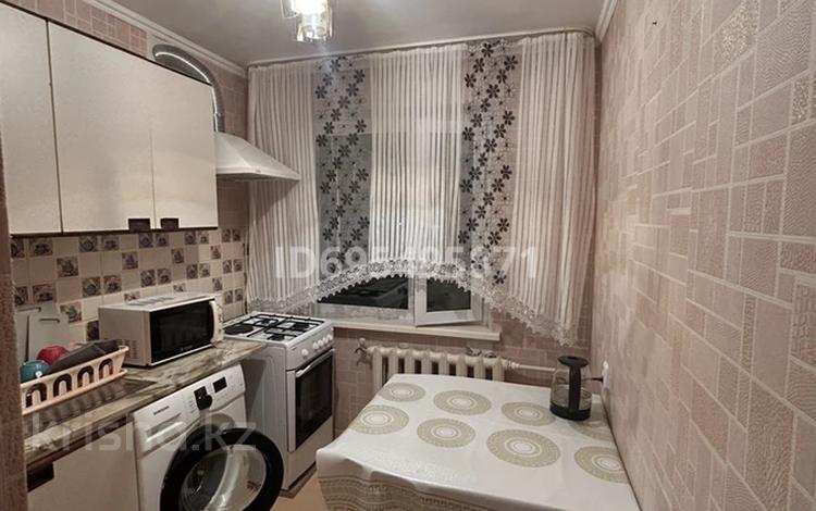 2-комнатная квартира · 50 м² · 5/5 этаж, мкр Юго-Восток, 28й микрорайон за 180 000 ₸ в Караганде, Казыбек би р-н — фото 2