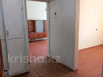 2-комнатная квартира · 40 м² · 1/5 этаж, Жумабаева за 14.9 млн 〒 в Петропавловске