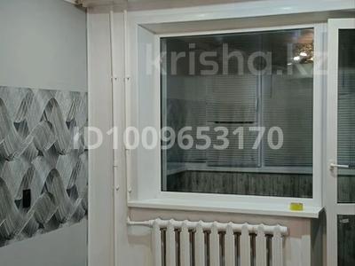 1-комнатная квартира · 33 м² · 8/9 этаж, 8мик-он 26 за 8 млн 〒 в Темиртау