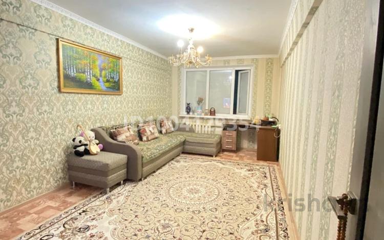 3-бөлмелі пәтер · 63 м² · 5/5 қабат, Мкр Акмечеть 21, бағасы: 12 млн ₸ в  — фото 2
