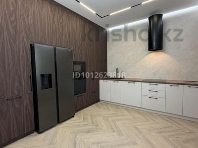 Отдельный дом · 5 комнат · 240 м² · 12 сот., Карагайлы — Евразия групп за 170 млн ₸ в Кокшетау