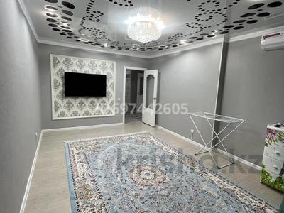 2-бөлмелі пәтер · 60 м² · 5 қабат, Строитель ш/а. 32/2, бағасы: 23 млн ₸ в Уральске, мкр Строитель